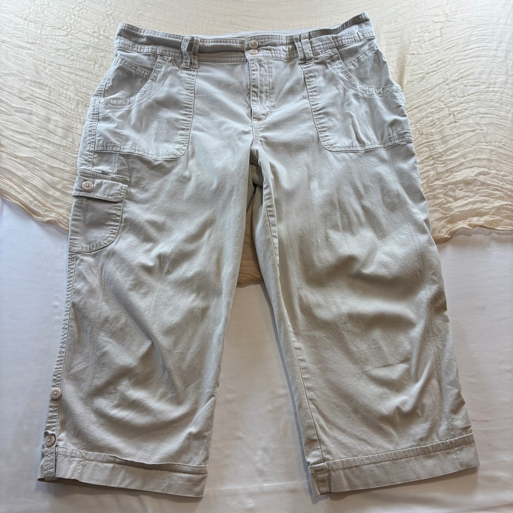Gloria Vanderbuilt Womens Plus Beige Khaki Cargo Slimming Capri Pants Size 14